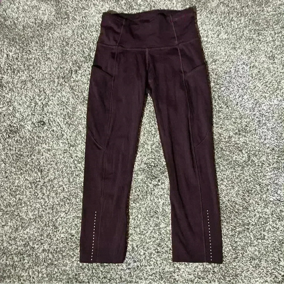 Lululemon Womens Fast Free Crop II *Nulux 19" Burgundy Color Size 2- W6AS5S - Picture 1 of 13
